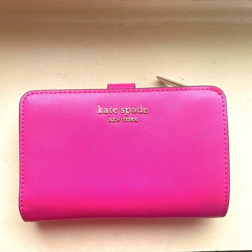 New Unused Kate Spade wallet